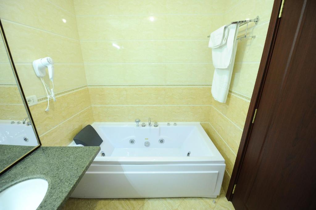 Hotel Mondial - Baia Pokoj fotografie