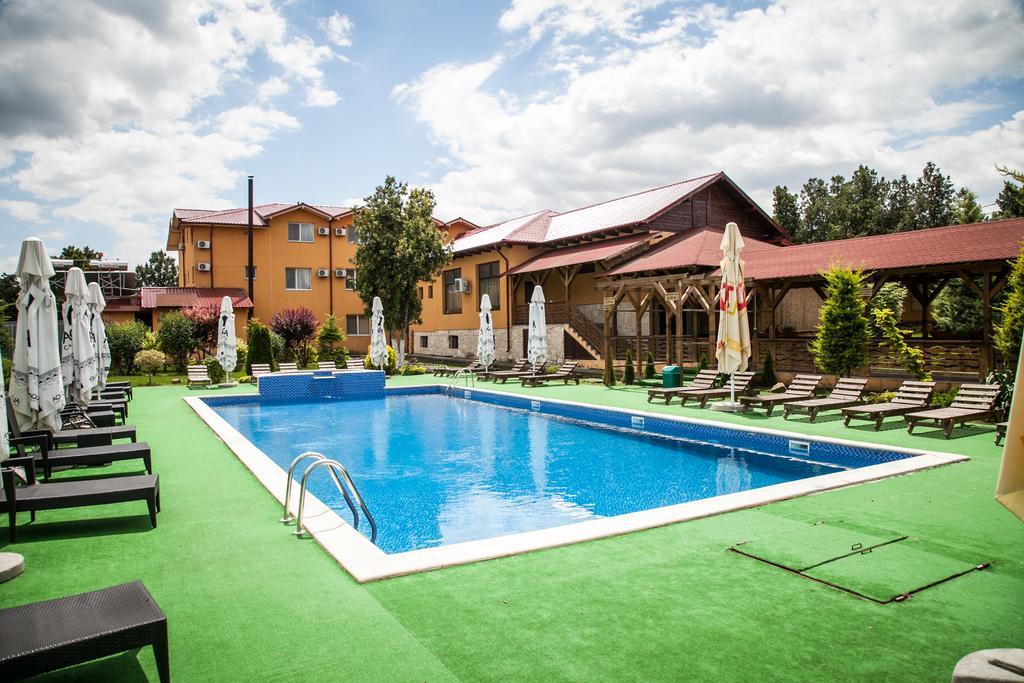 Hotel Mondial - Baia Exteriér fotografie